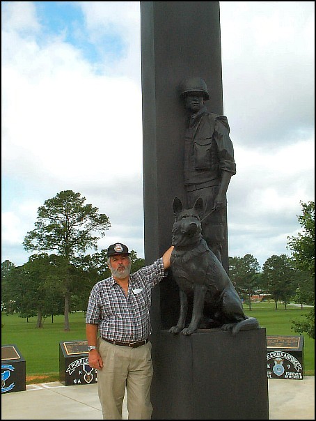 Doug Chestnut at the War Dog Memorial.